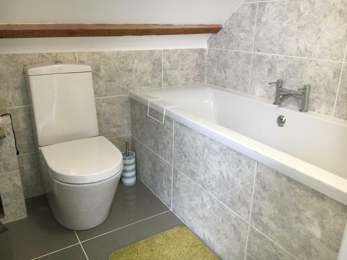 Vila Stunning 4 Bed Townhouse In Central Dawlish Exteriér fotografie